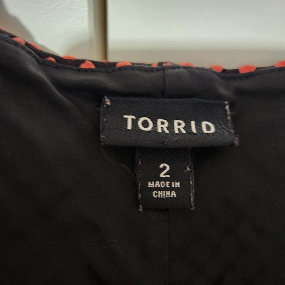 Torrid Coral and Black Patterned Skater Dress - Picture 2 of 4
